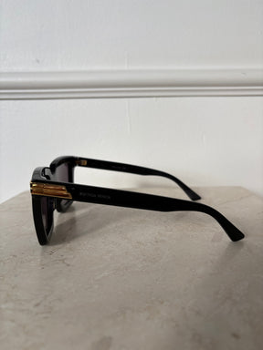 Bottega Veneta Black Oversized square Sunglasses
