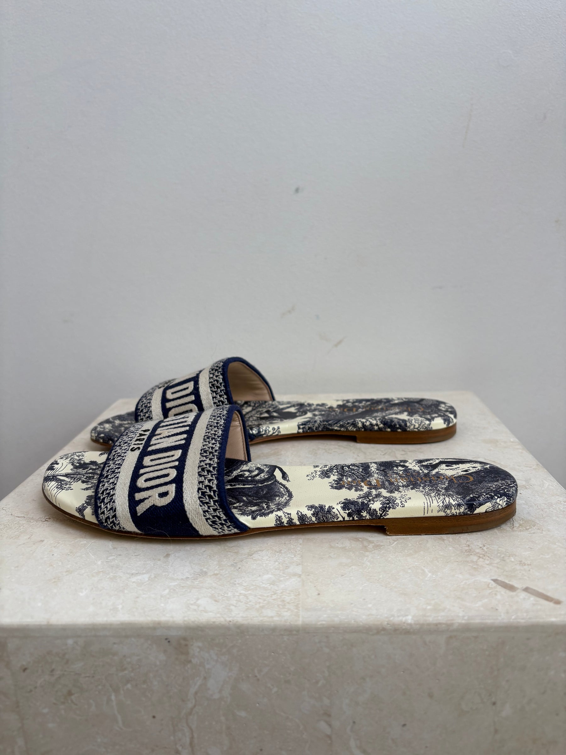 Dior D Way Slides Navy And Cream, 36.5
