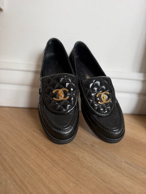 Chanel Black Patent Leather Turnlock Loafer, 39 C