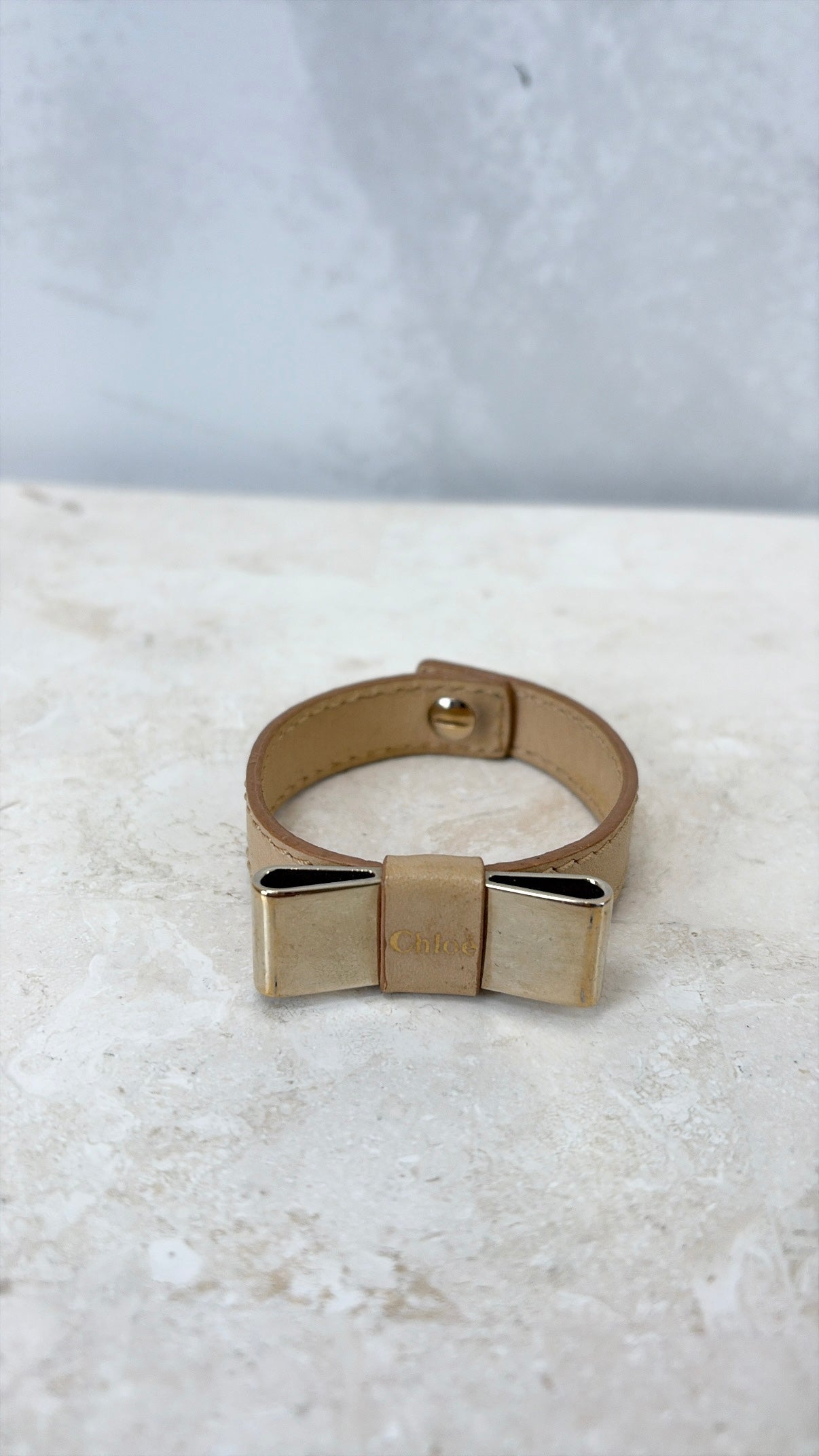 Chloé Beige Leather Bow Bracelet, Small