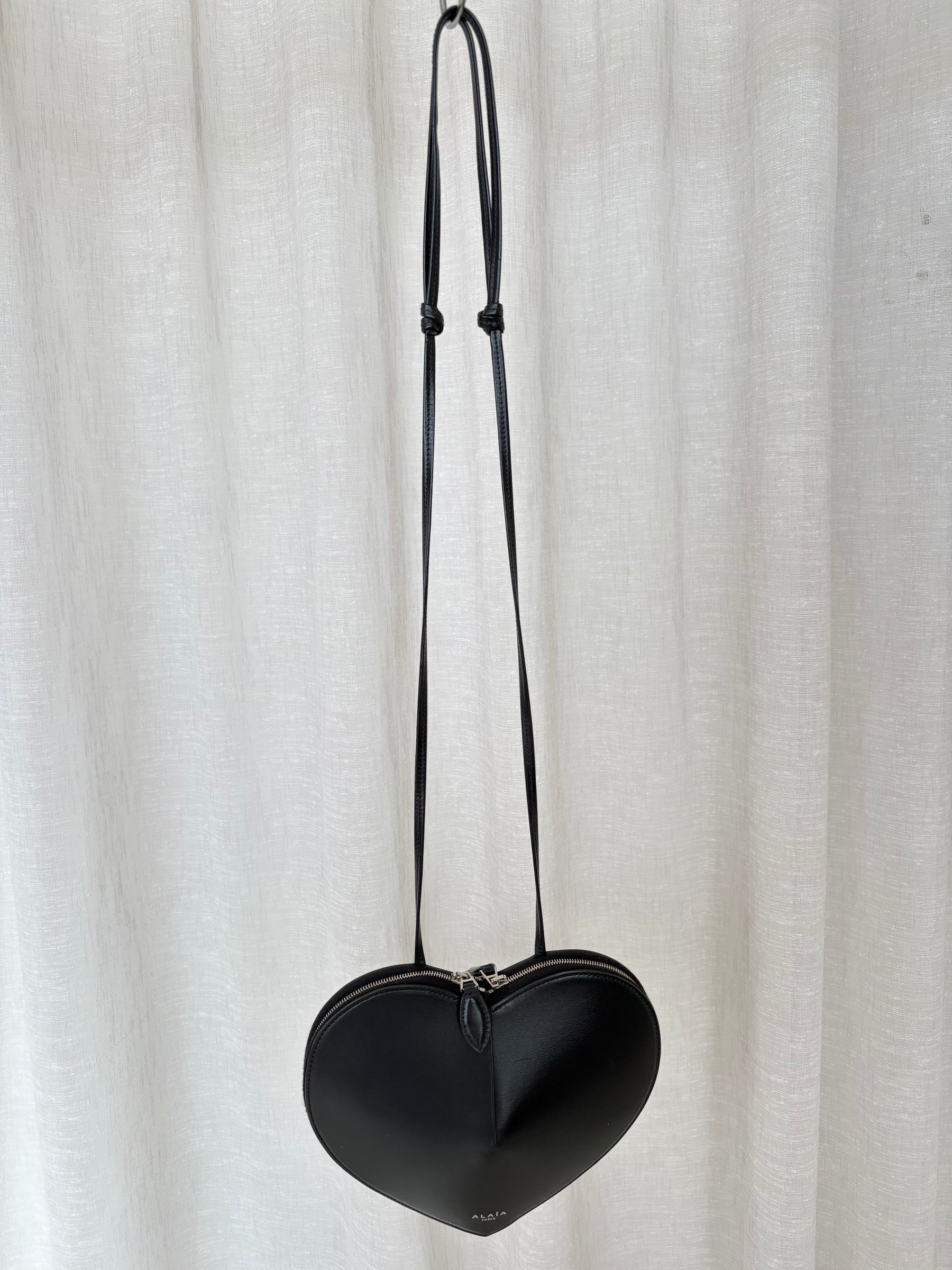 Alaïa Black Leather Le Coeur Shoulder bag