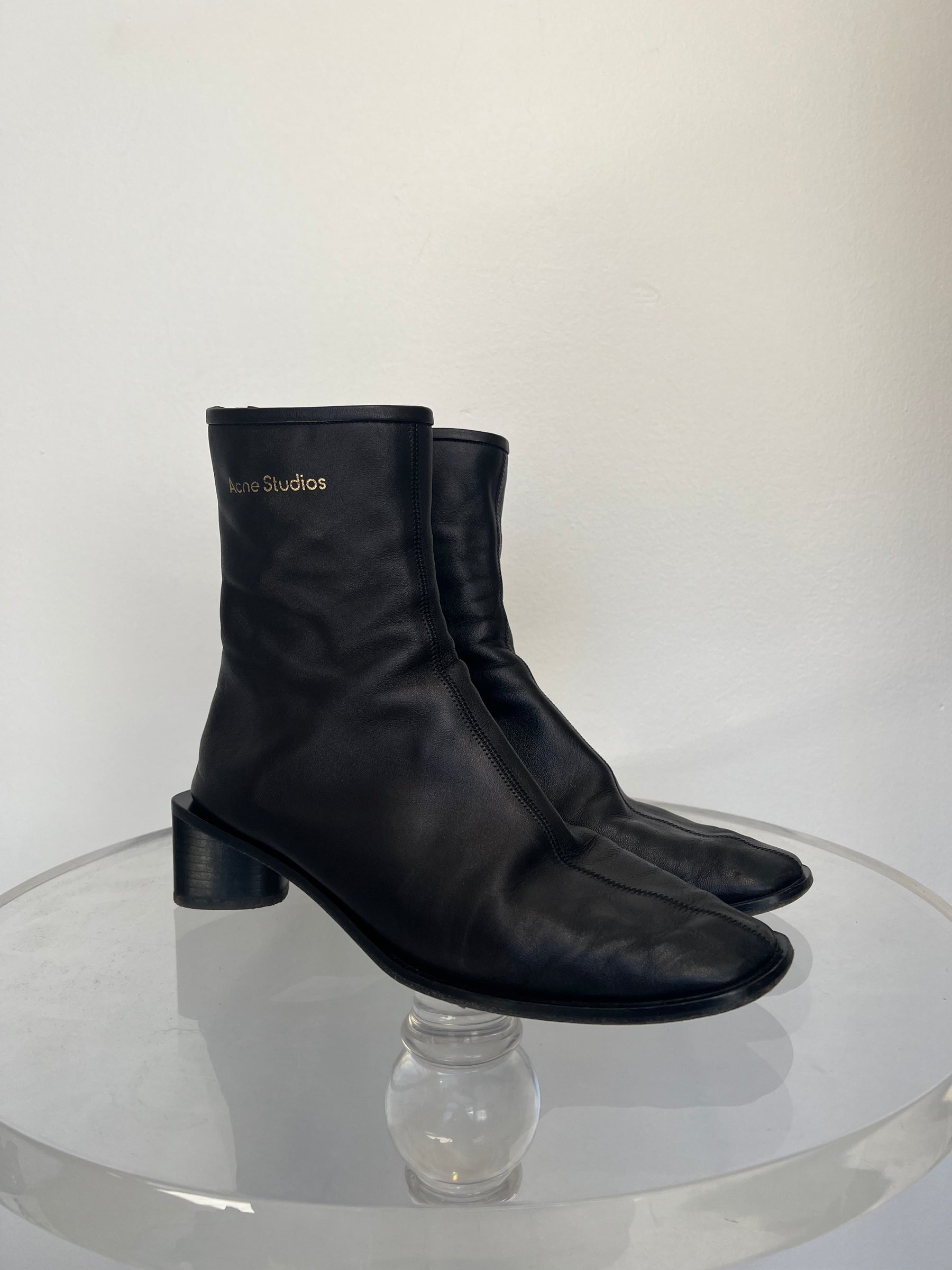 Acne Studios Black Leather Ankle Boots, 40
