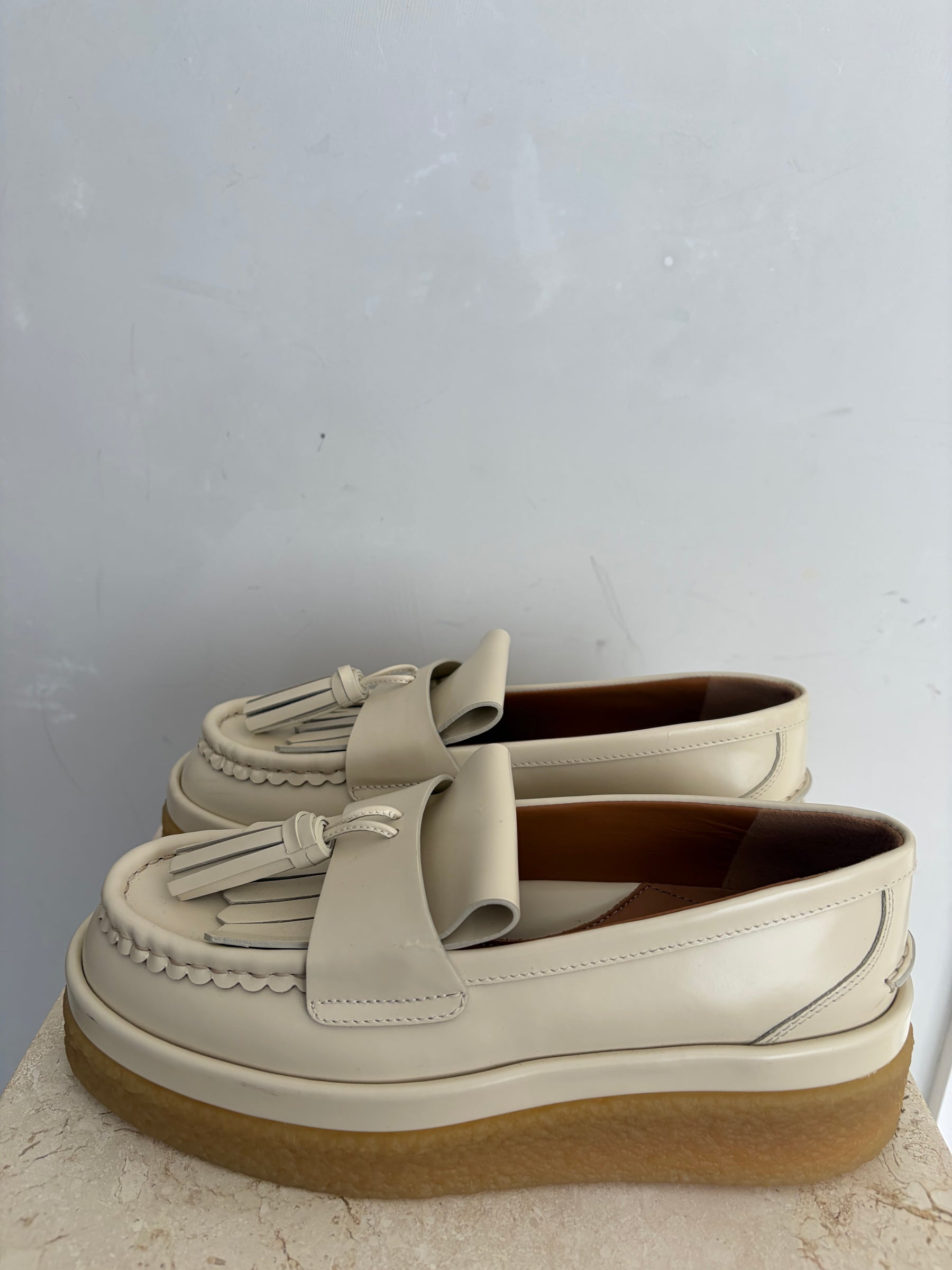 Chloé Jamie Loafers In Eggshell, 38
