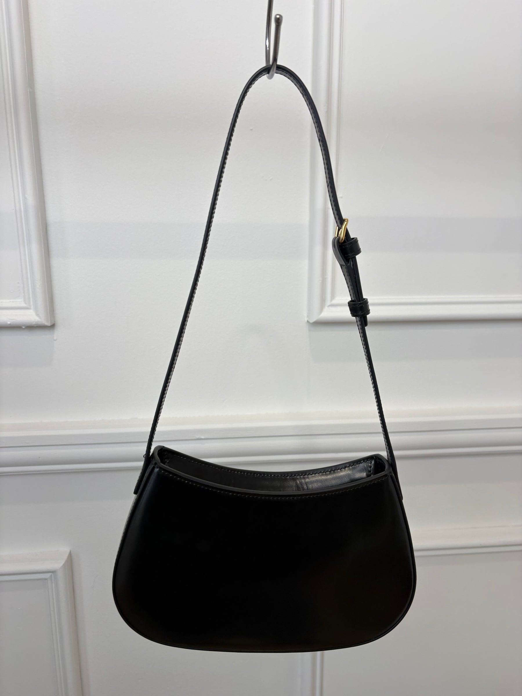 Celine Medium Tilly Bag In Shiny Calfskin Black