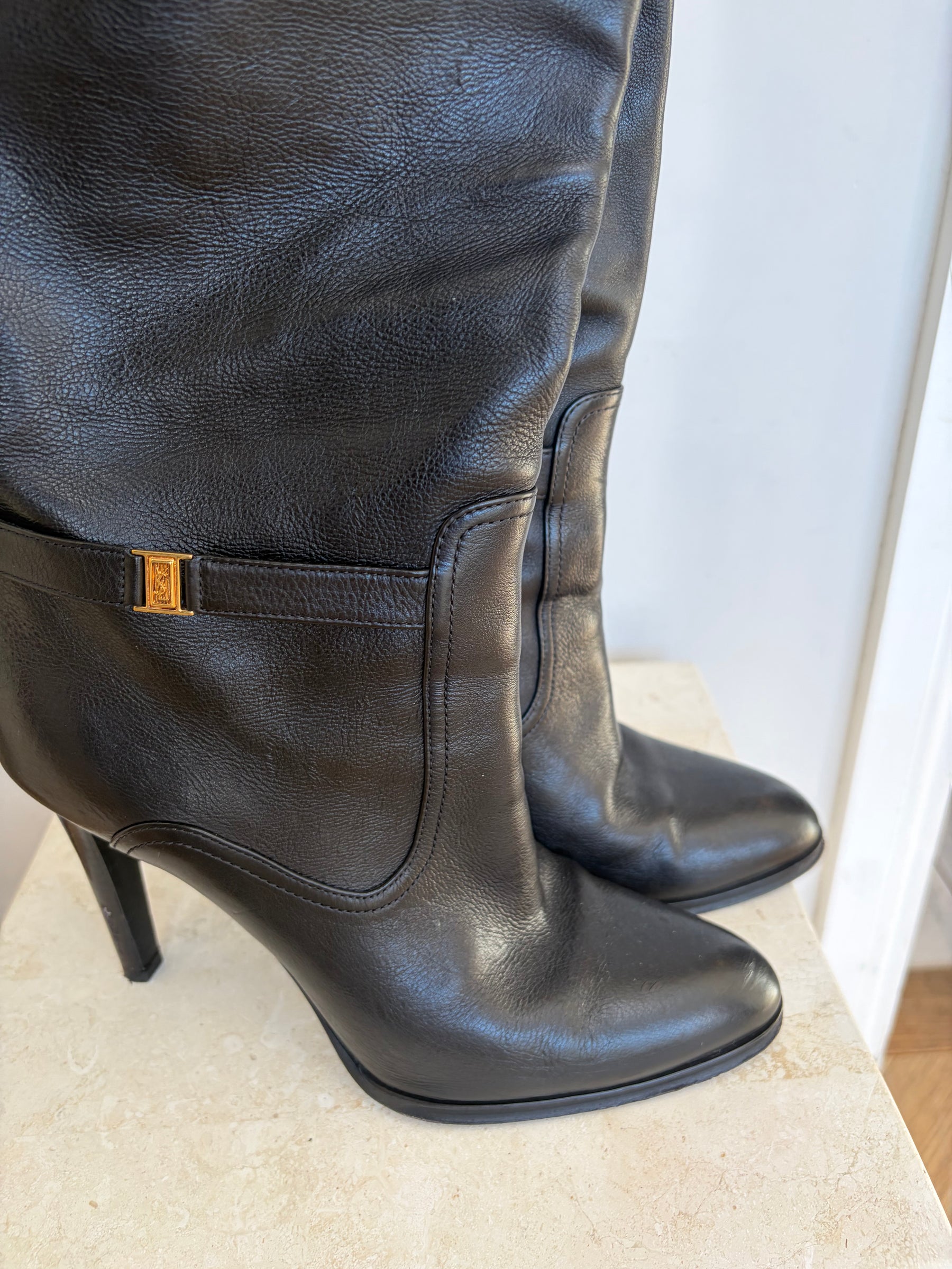 Saint Laurent Black Leather Diane Logo-Embellished knee boots, 41