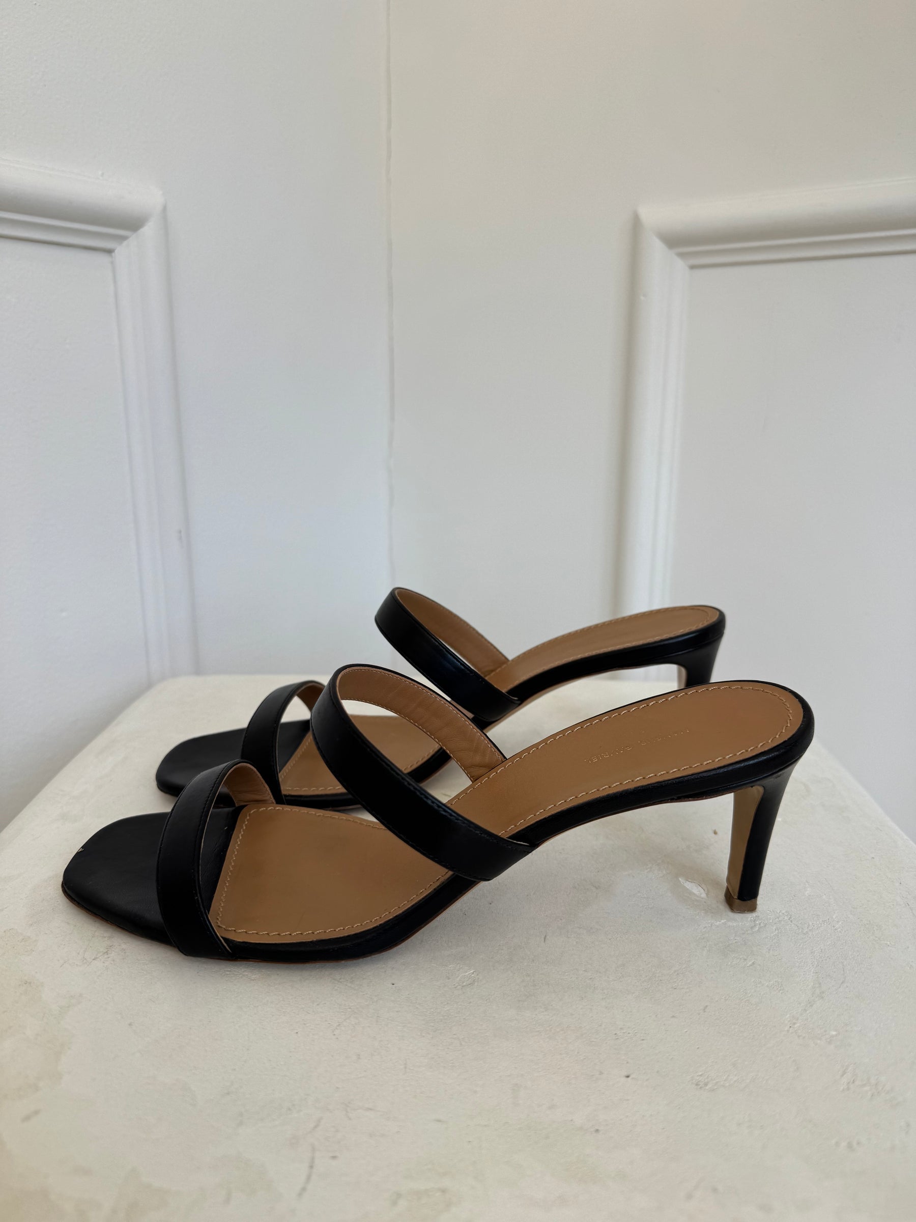 Mansur Gavriel Black Leather Strappy Heels, 41