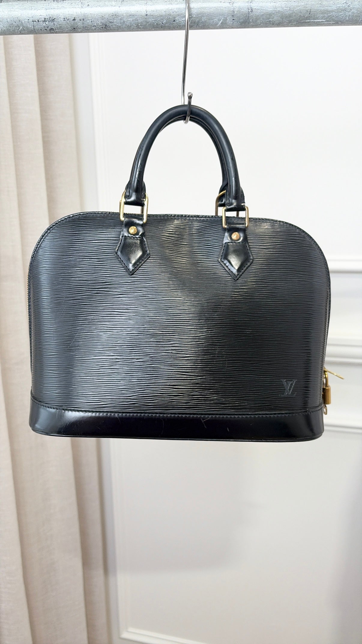 Louis Vuitton Black Epi Leather Alma PM Bag