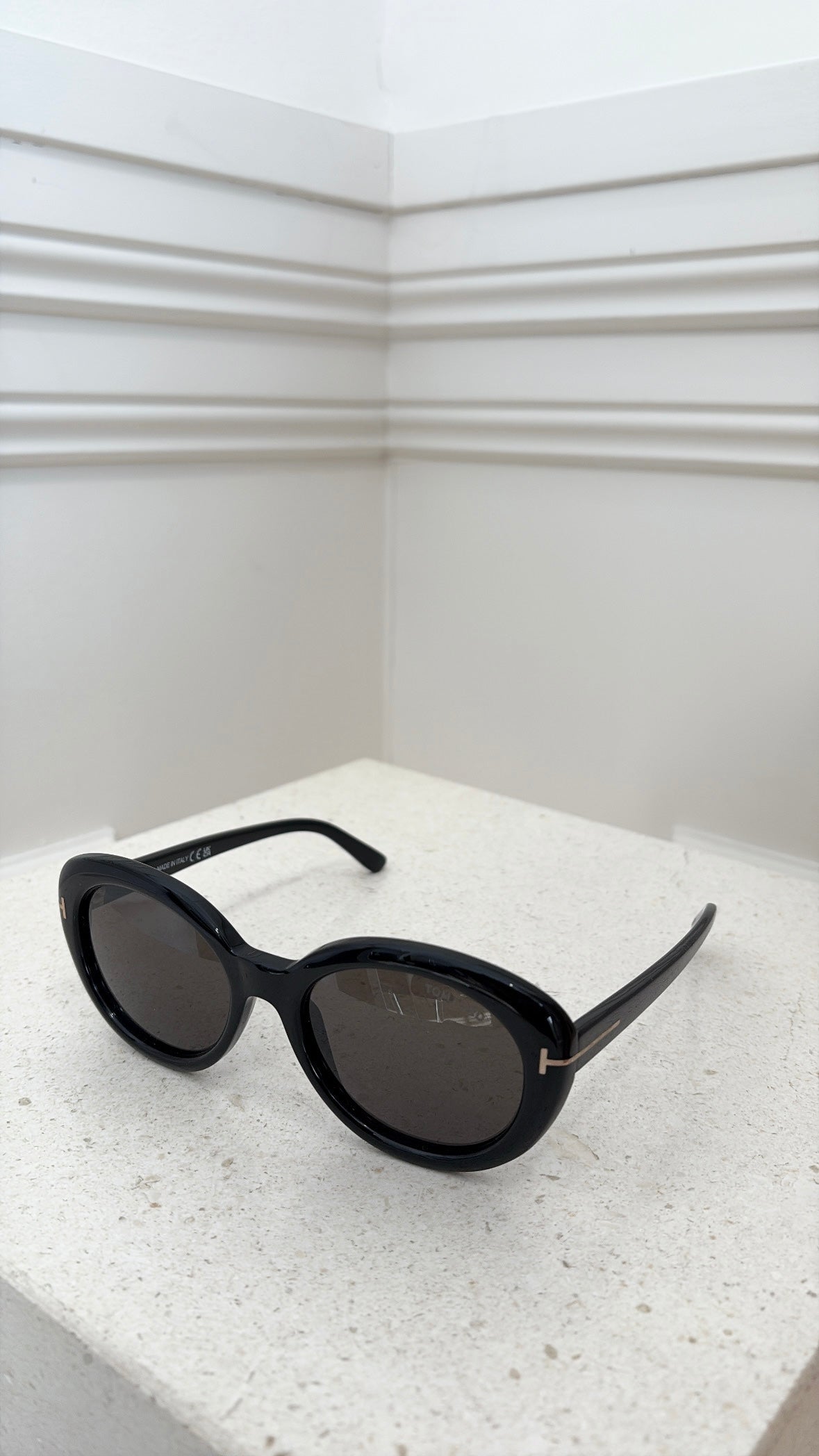 Tom Ford Black Round Sunglasses