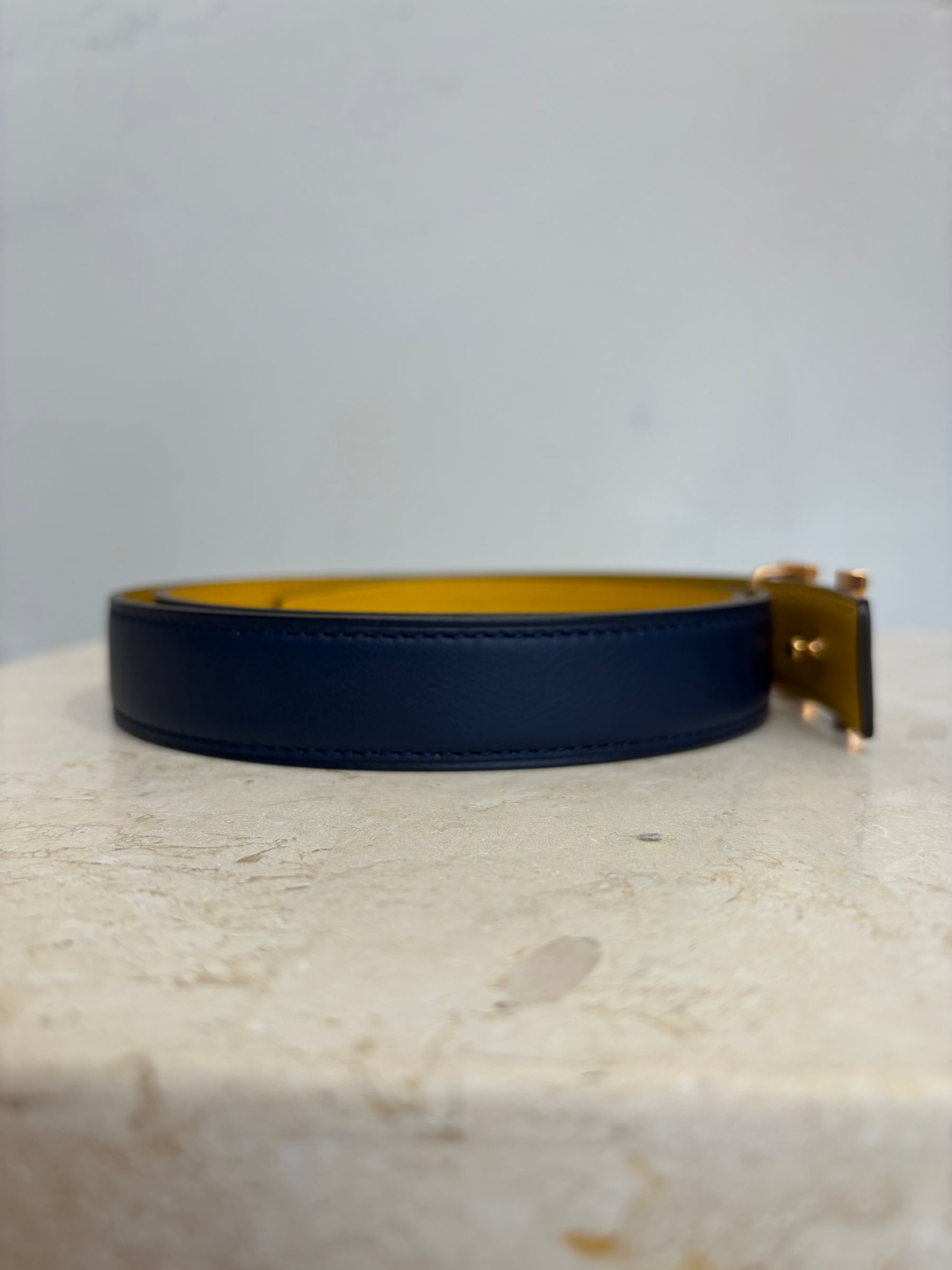 Hermès Mini Constance Belt Buckle & Reversible Leather Strap 24 mm, 85