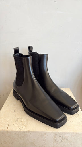 Totême Black Leather Ankle Boots, 39