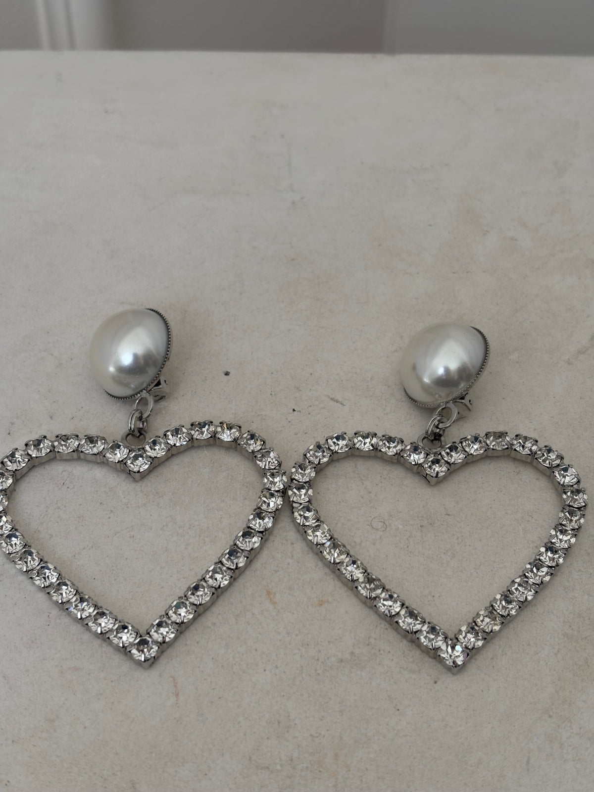 Alessandra Rich Silver Tone Crystal Heart Drop Clip On Earrings