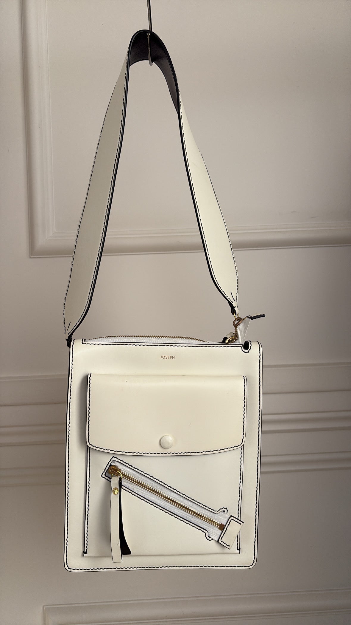 Joseph White Leather Flat Shoulder Bag
