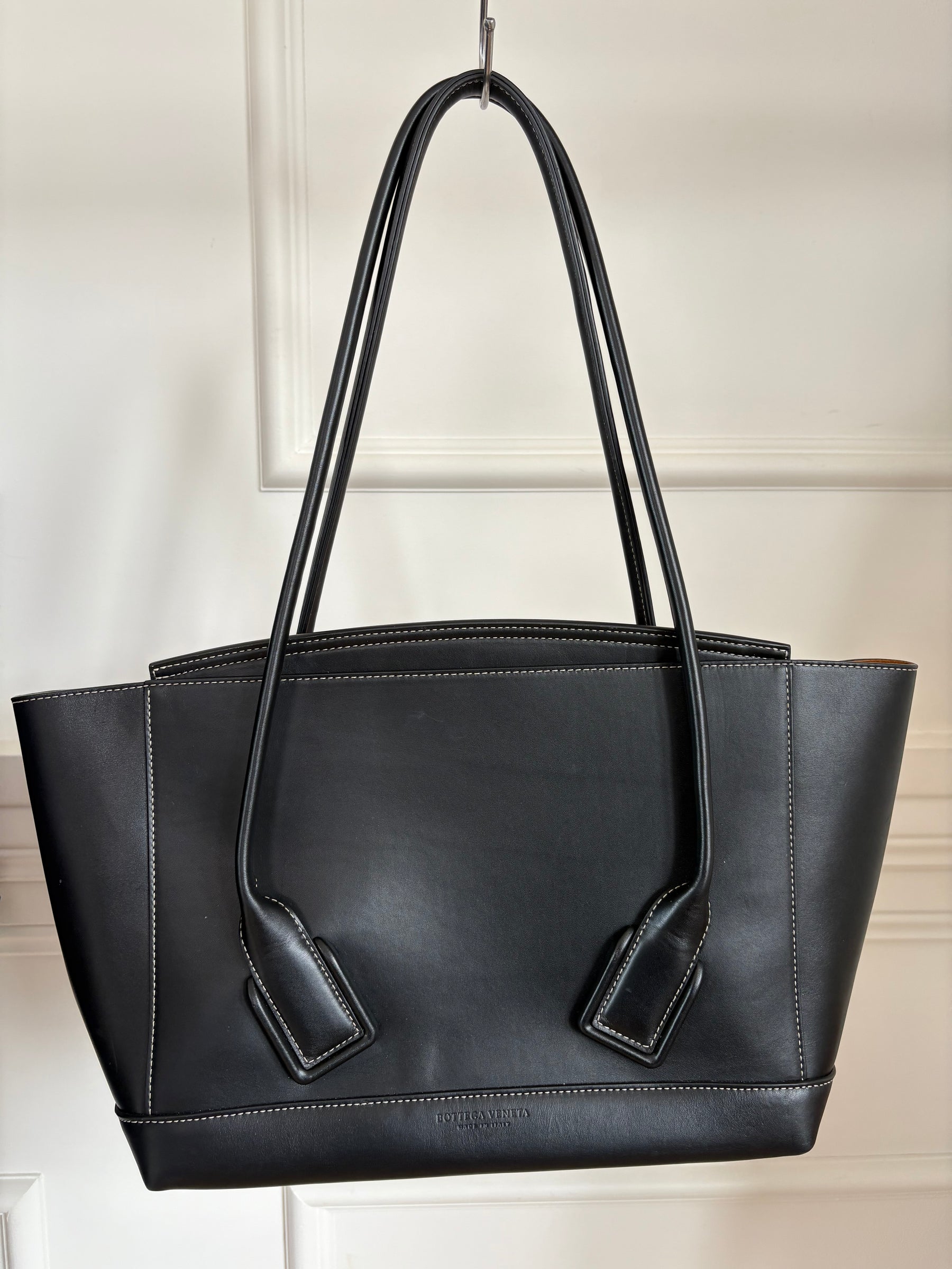 Bottega Veneta Black Leather Arco Shoulder Bag