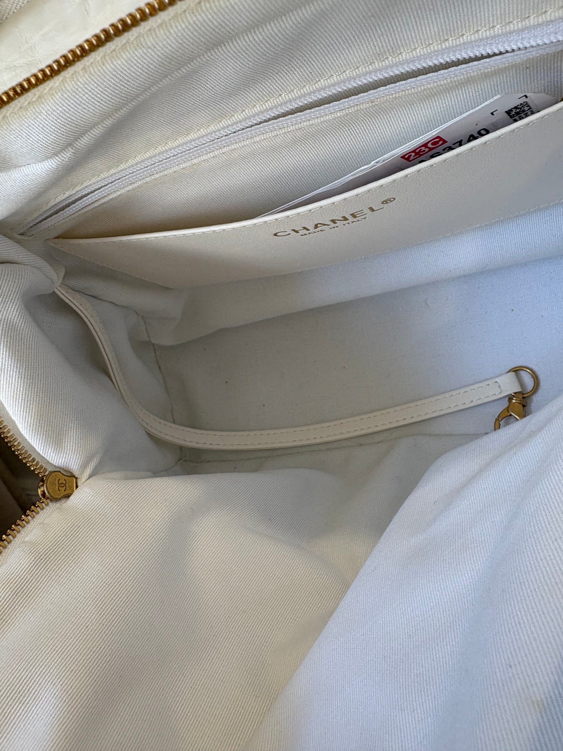 Chanel White Lambskin Leather Retro Spirit Bowling Bag