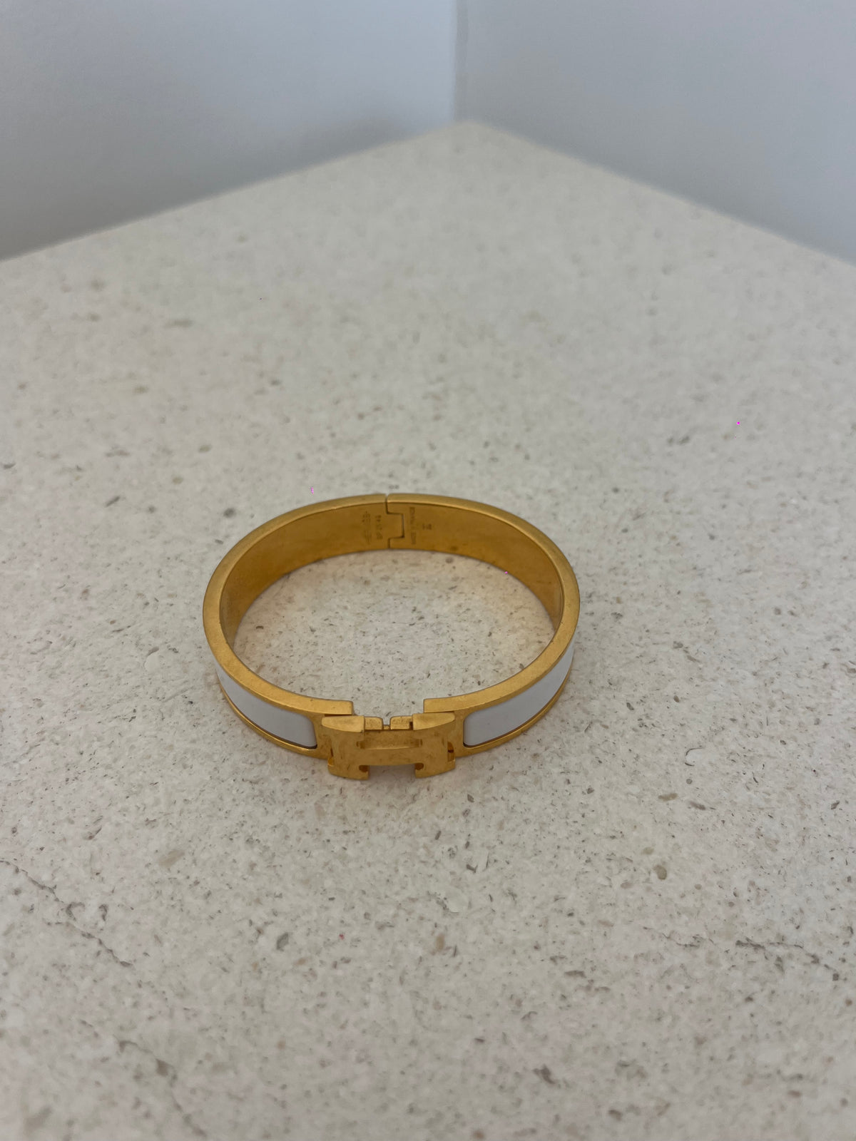 Hermès Clic H Bracelet White With Gold HW GM