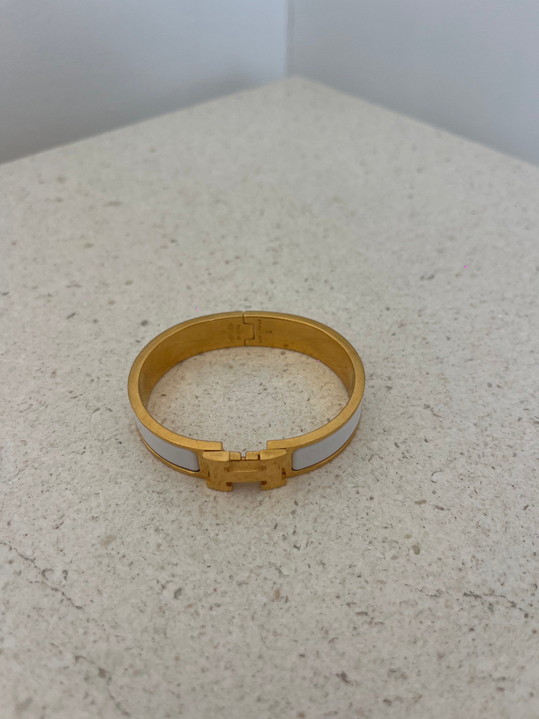 Hermès Clic H Bracelet White With Gold HW GM