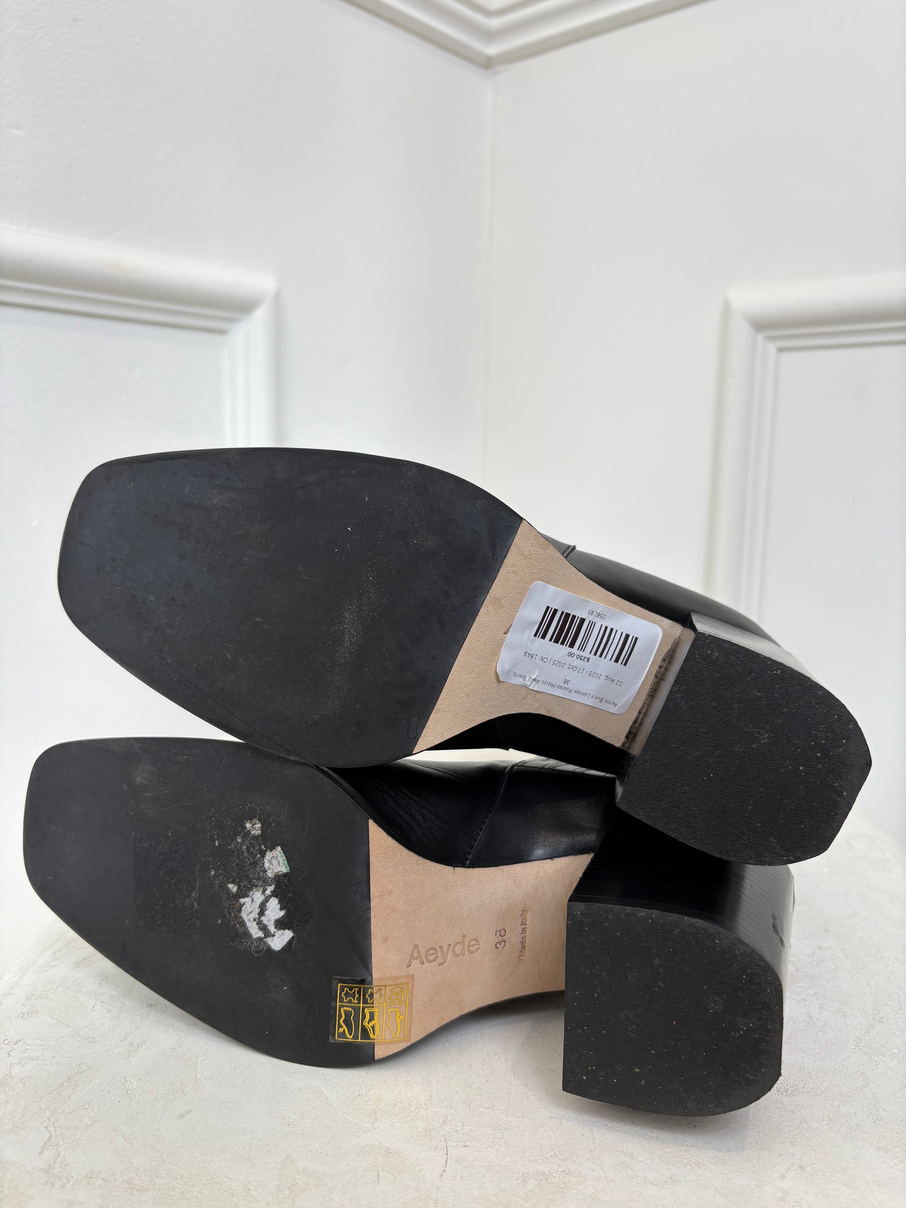 Aeyde Black Leather Pointed Heeled Ankle Boots, 38