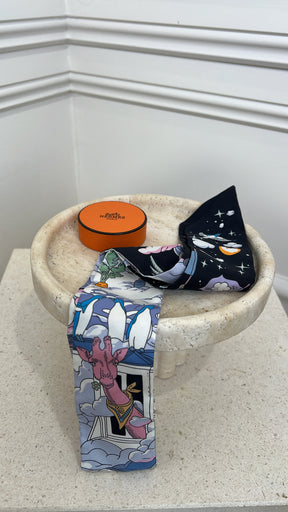 Hermès Black Multi Circus print Silk Twilly