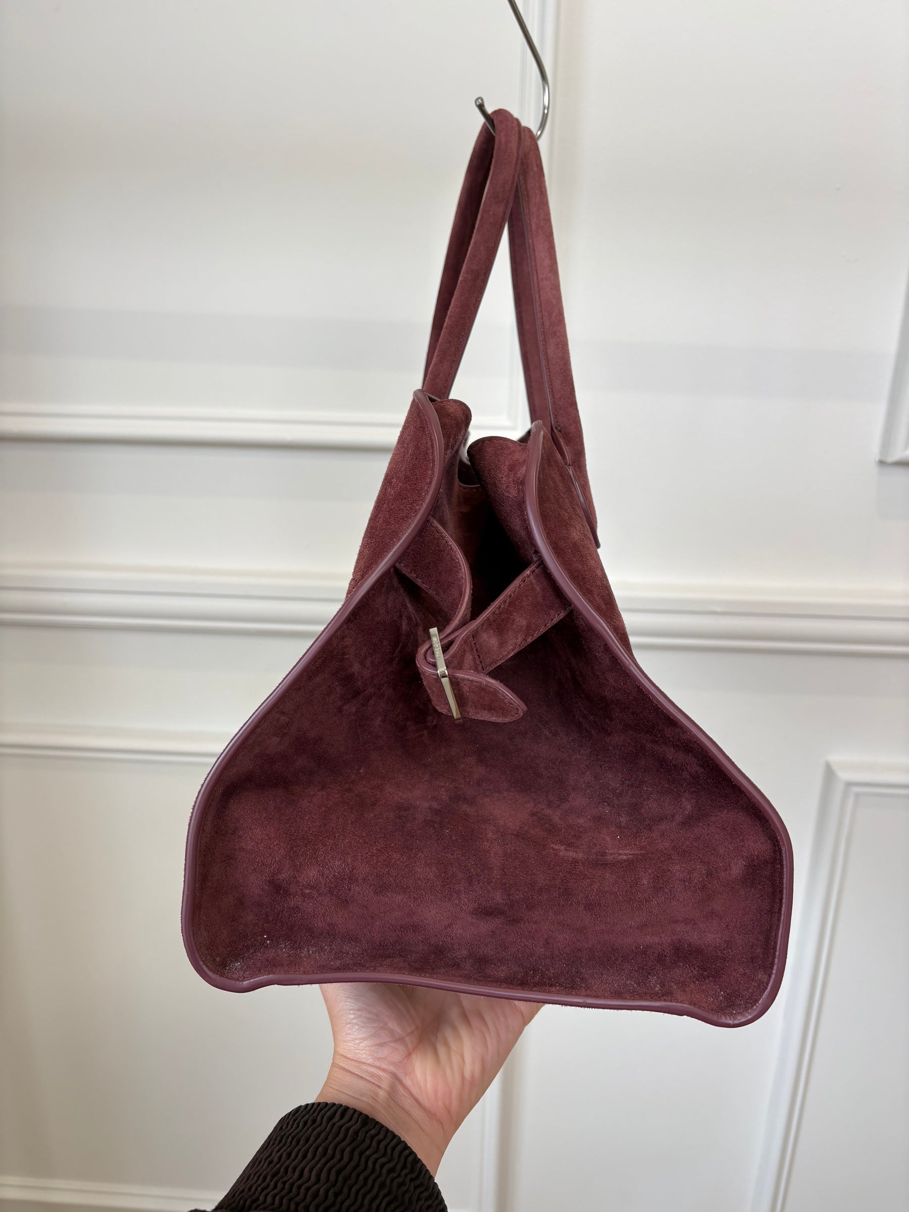 The Row Light Burgundy Suede Soft Margaux 15