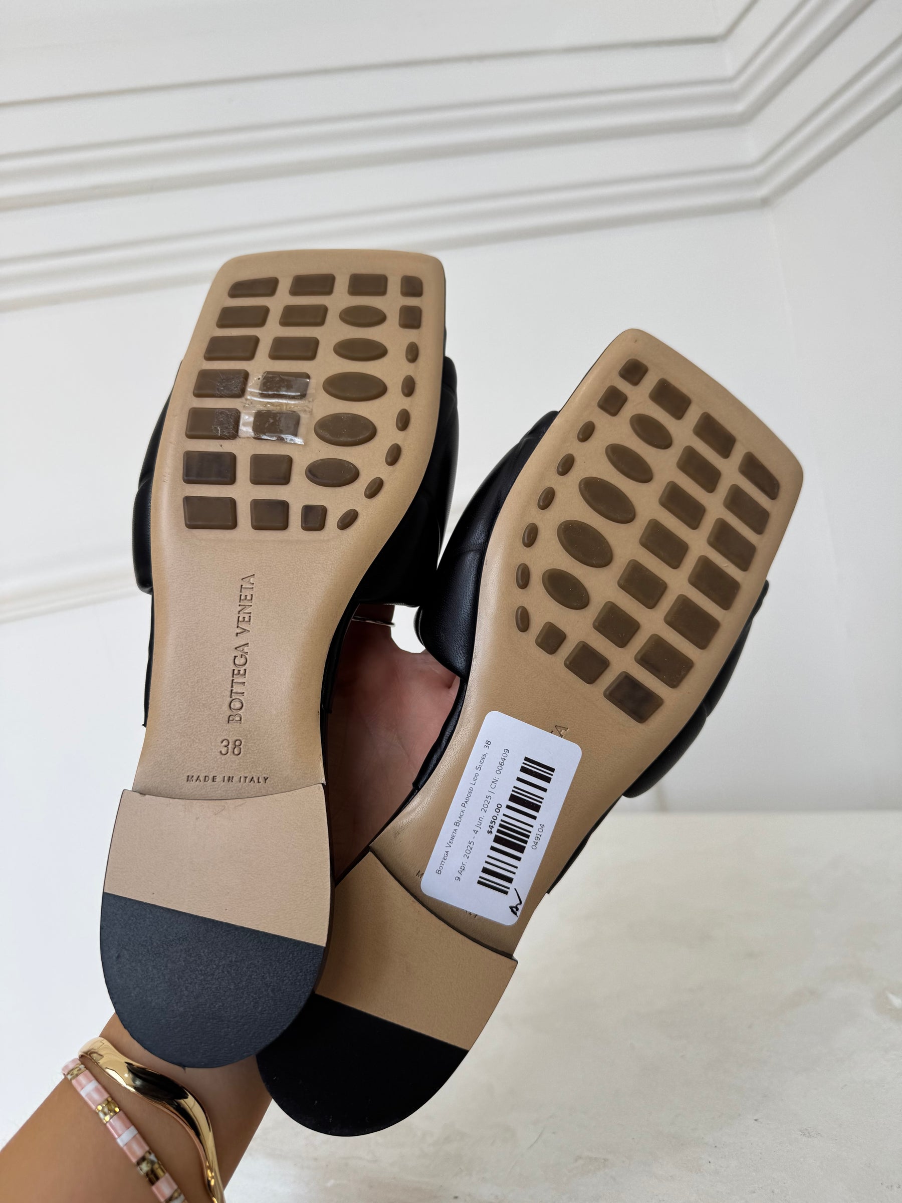 Bottega Veneta Black Padded Lido Slides, 38