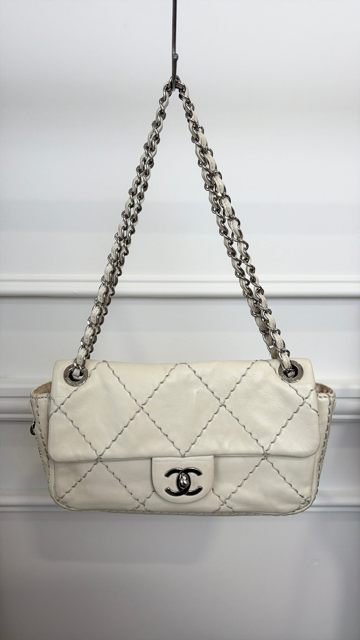 Chanel Cream Leather Ultimate Stitch Expandable Flap Bag