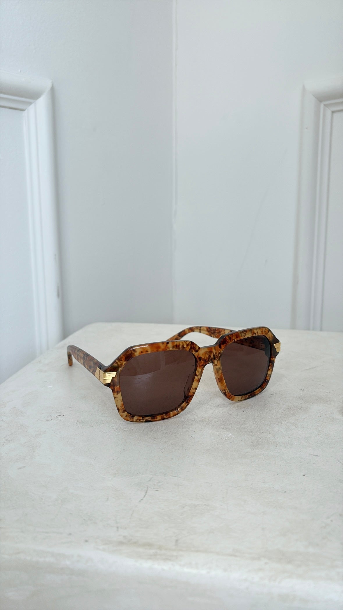 Bottega Veneta Orange Transparant Speckled Square Sunglasses
