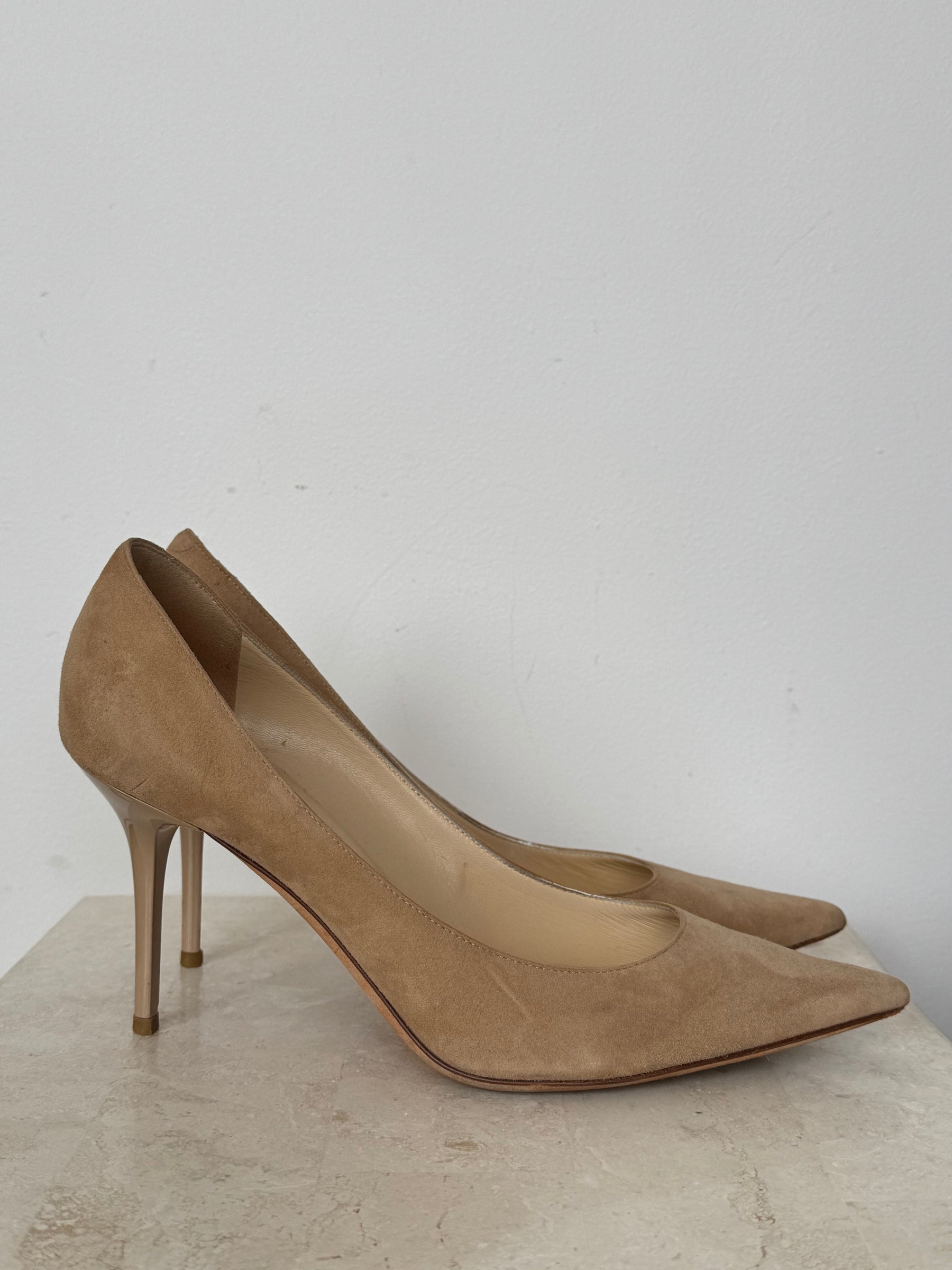 Jimmy Choo Beige Suede Pointed Pump, 38