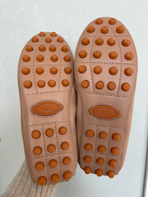 Tod's Blush Leather Ruched Ballet Flats, 40