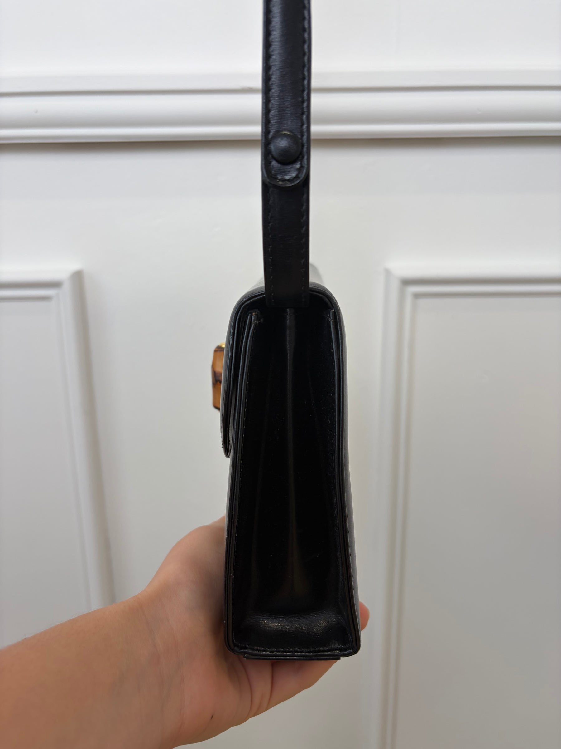 Gucci Black Leather Bamboo Turnlock Shoulder Bag