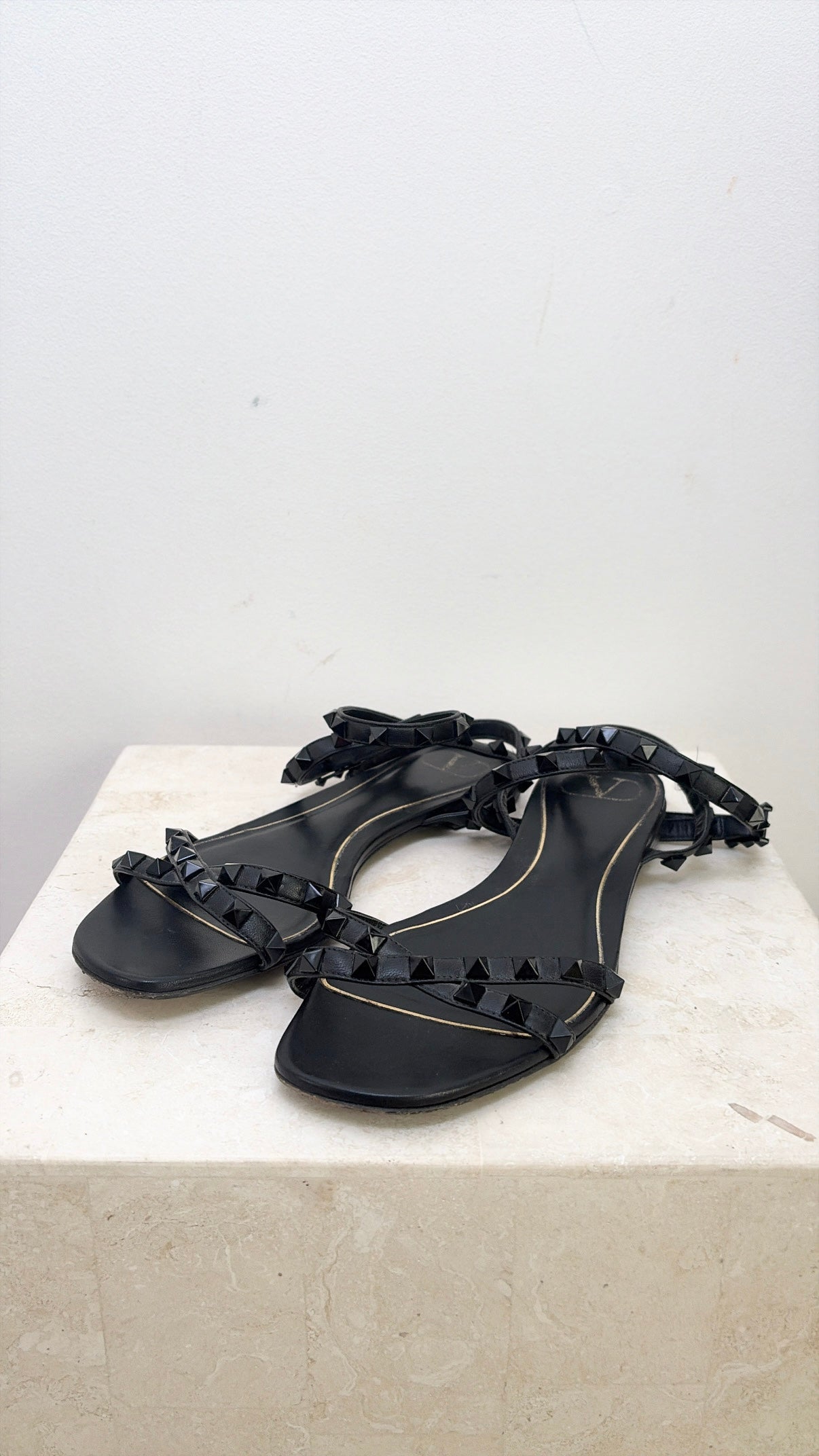 Valentino Garavani Black Leather Rockstud Sandals, 37