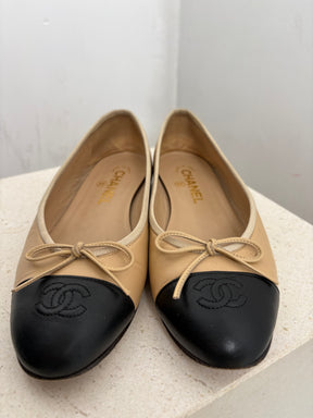 Chanel Beige Black Ballet Flats, 38