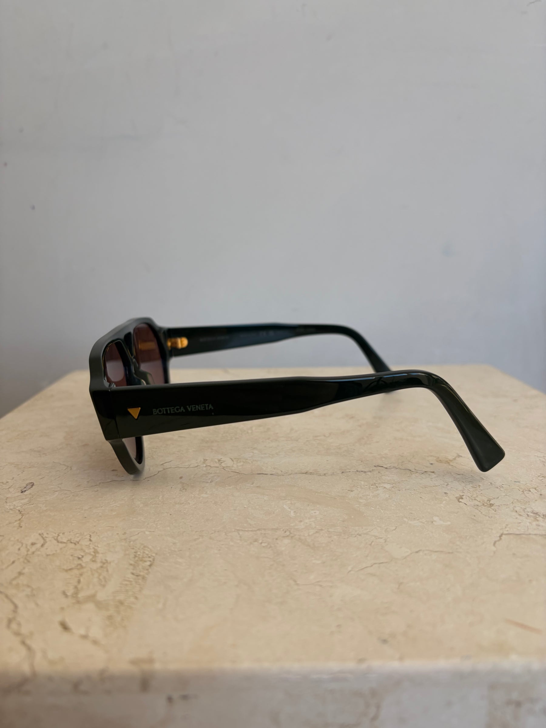 Bottega Veneta Green Flat Top Aviator Sunglasses