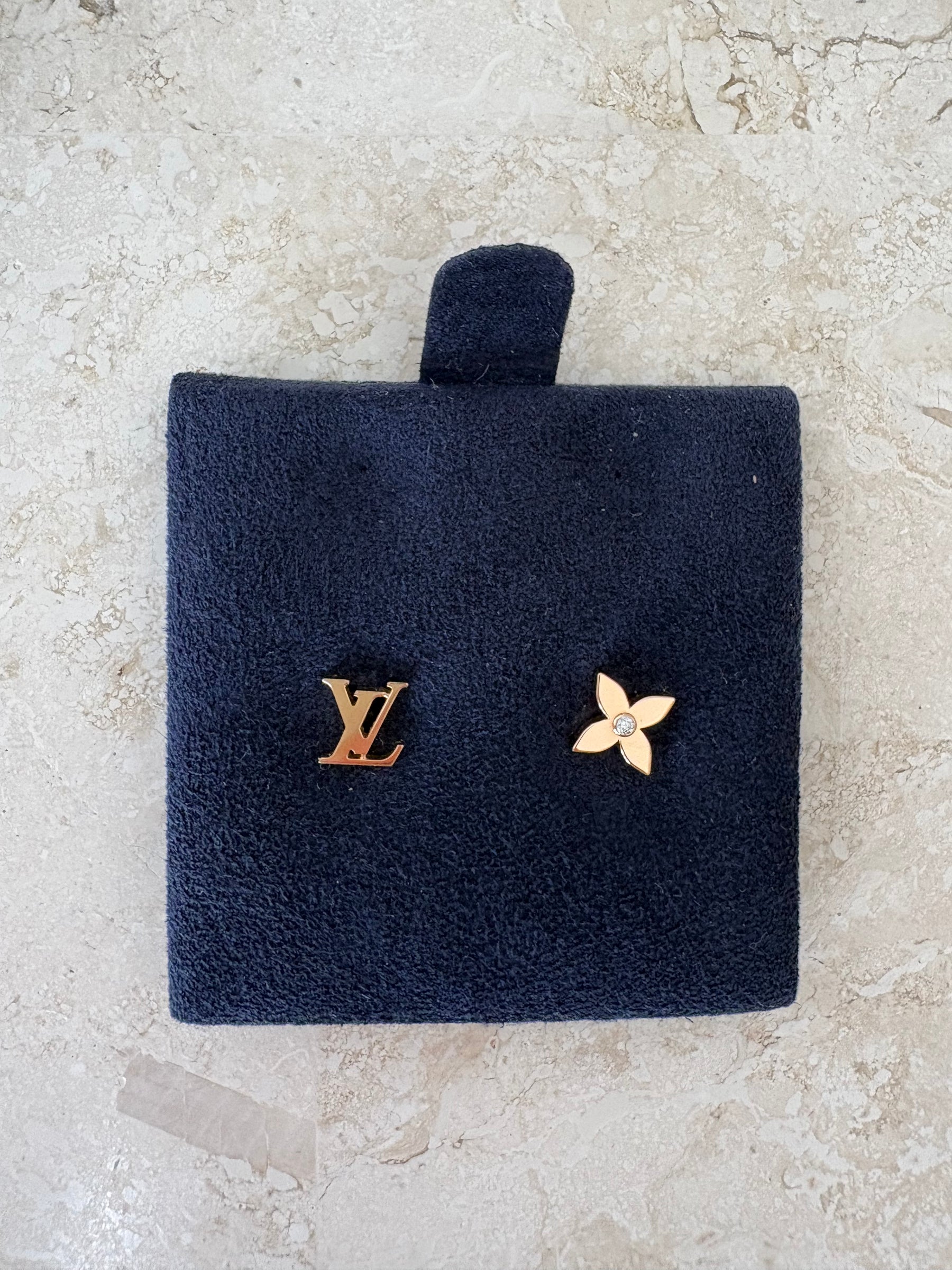Louis Vuitton Idylle Blossom Reversible Stud, Yellow, Rose and White Gold with Diamond pair