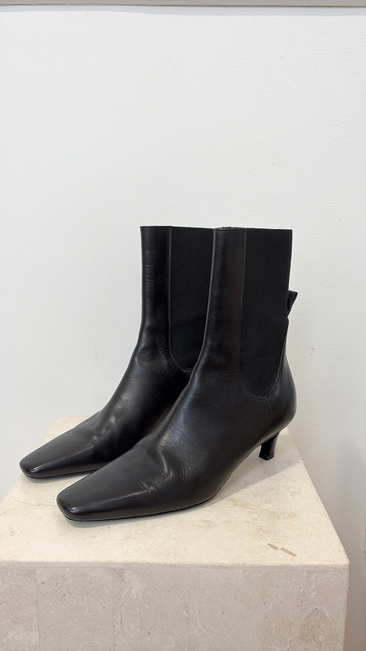 Totême Black Leather Ankle Boots, 38