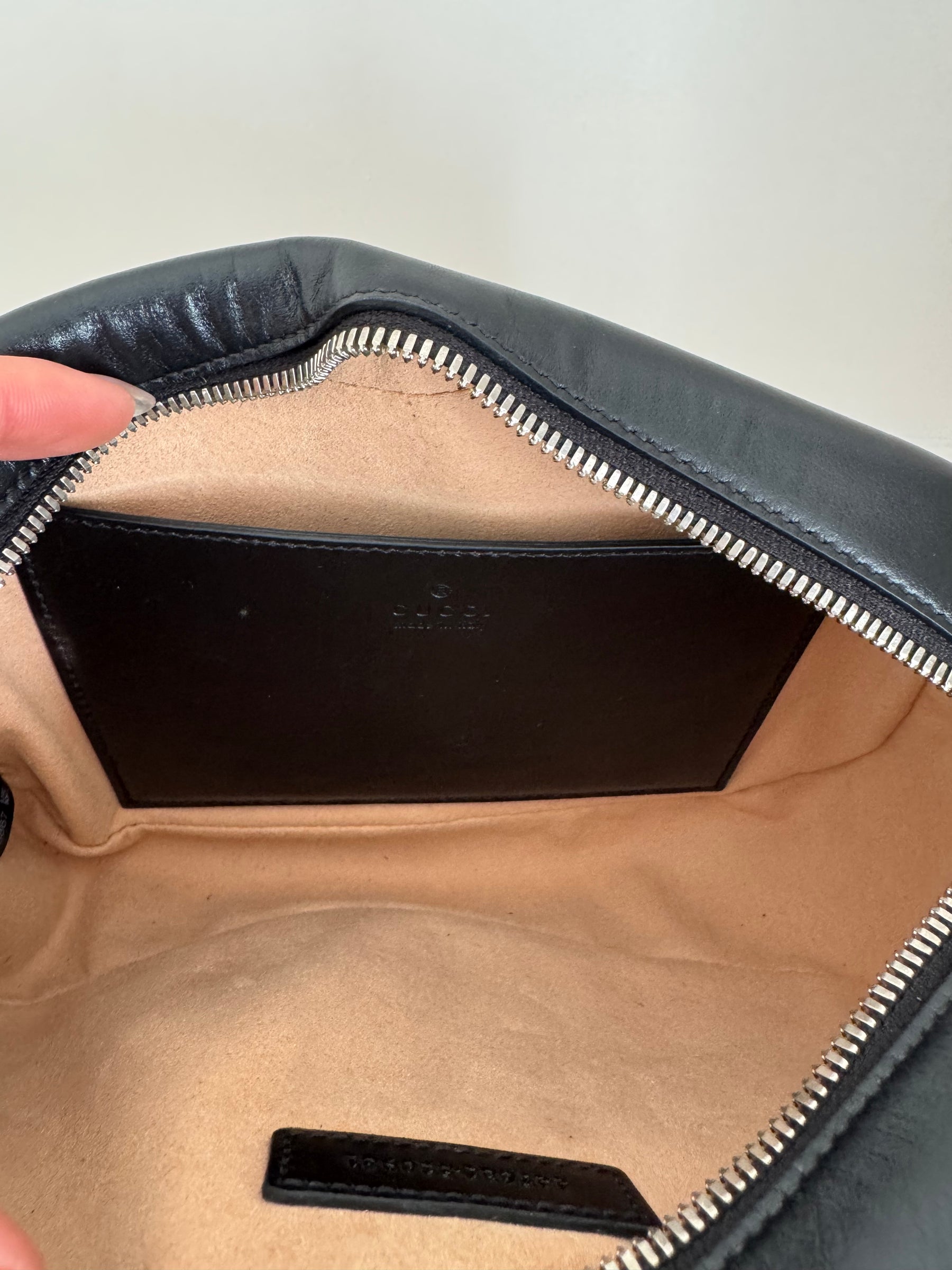 Gucci Black Leather Marmont Camera Bag