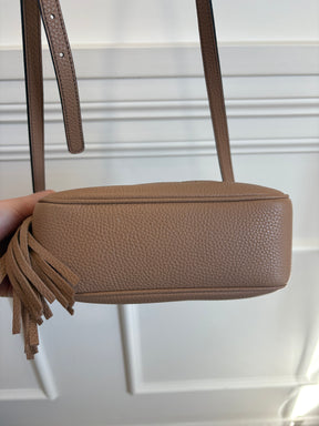 Gucci Grained Leather Disco Soho Bag Beige