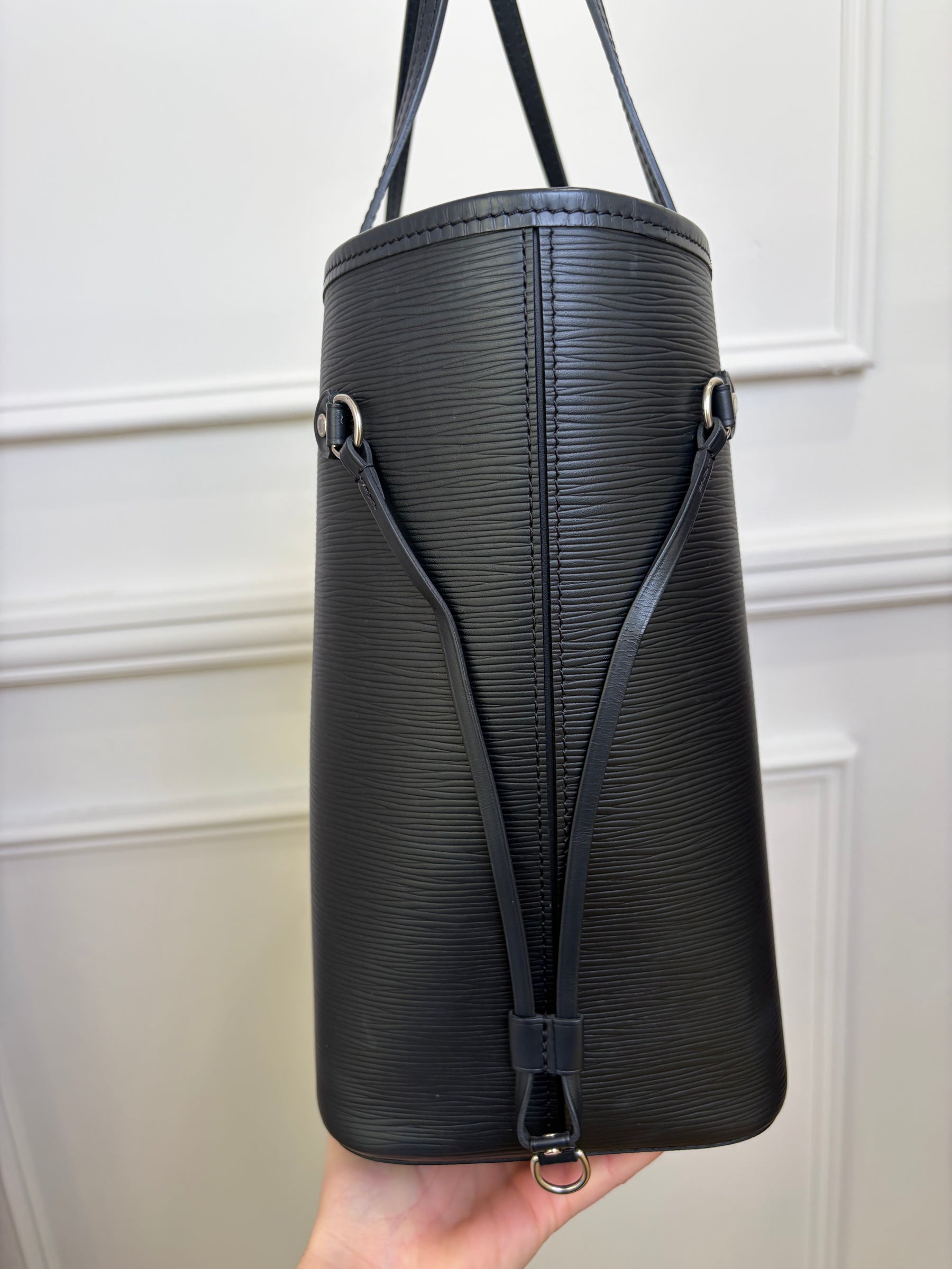Louis Vuitton Black Epi Leather Neverfull MM Tote
