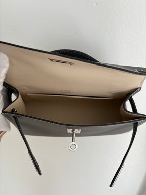 Hermès Kelly Pochette in Gris Meyer Swift Leather with Craie Interior