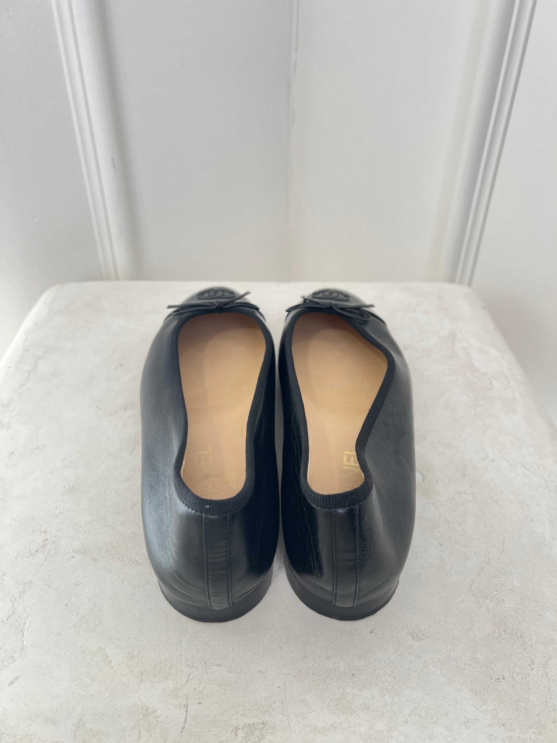 Chanel Black Leather Ballerinas, 40.5 C