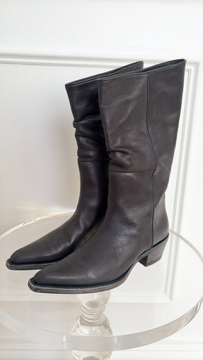 Khaite Clive Boot In Black, 39