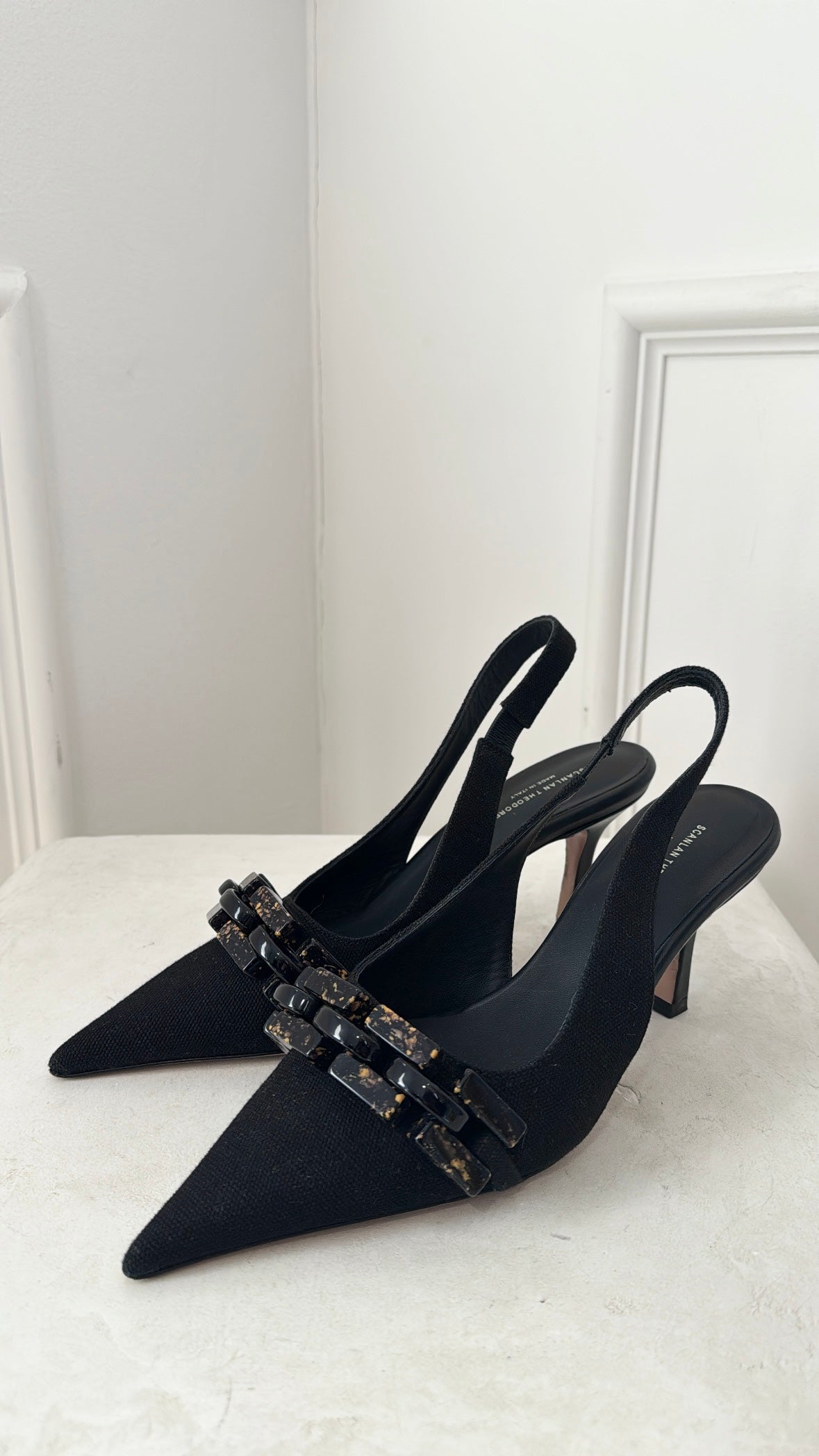 Scanlan Theodore Black Fabric Chain Detail Slingback Pump, 38