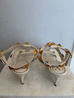 Valentino Garavani Cream Leather Roman Stud Heels, 41