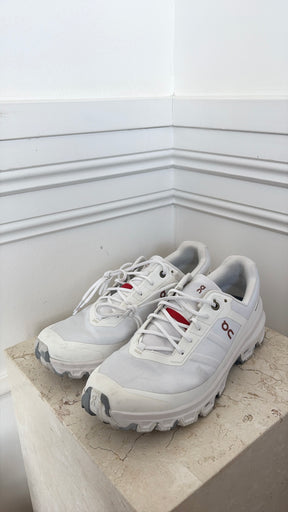 Loewe x ON White Sneakers, 41