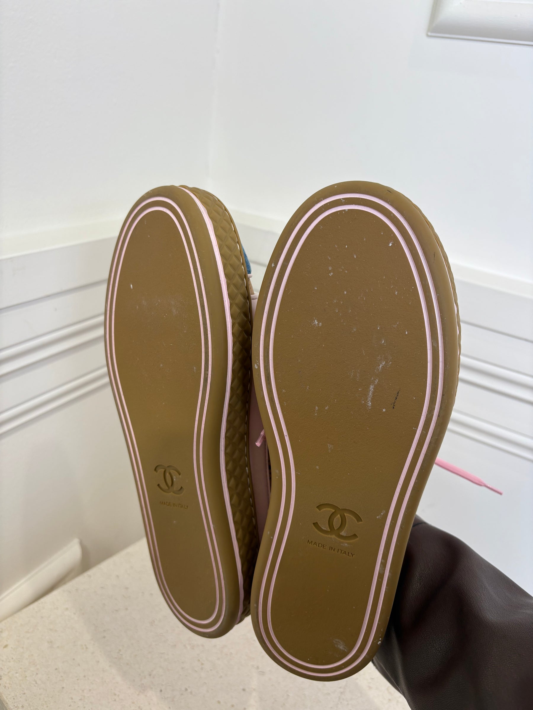 Chanel Cork Denim And Pink Leather Lace Up Flats, 39.5