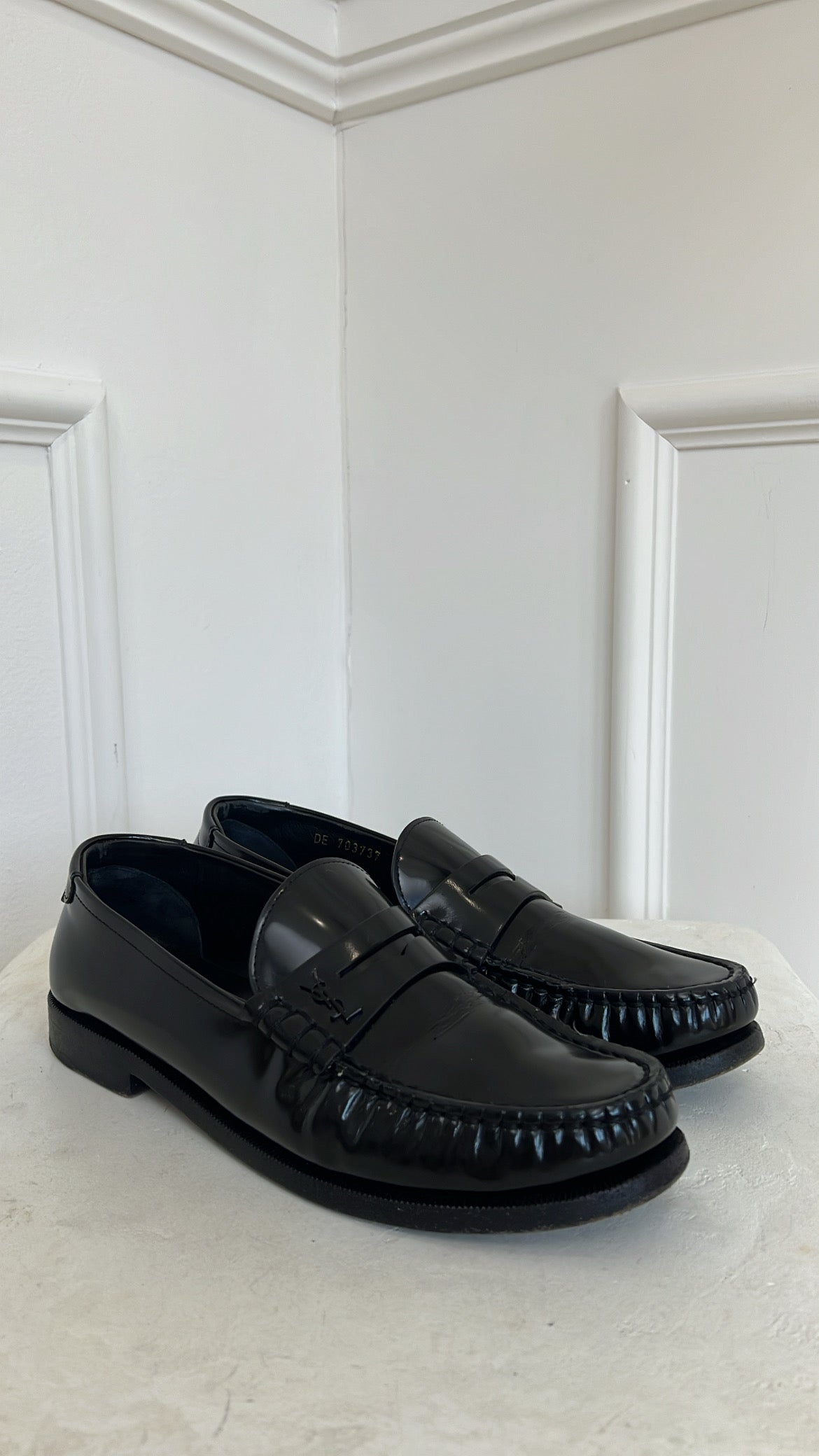 Saint Laurent Black Le Loafer, 39