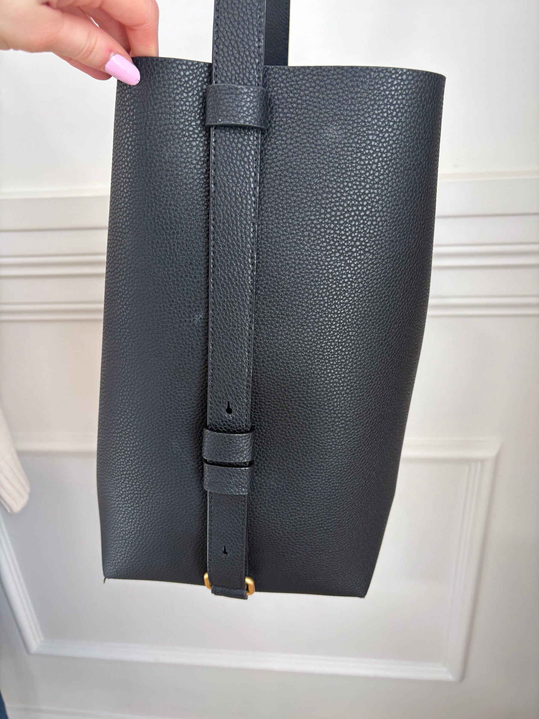 Oroton Ellis Hobo Bag Black
