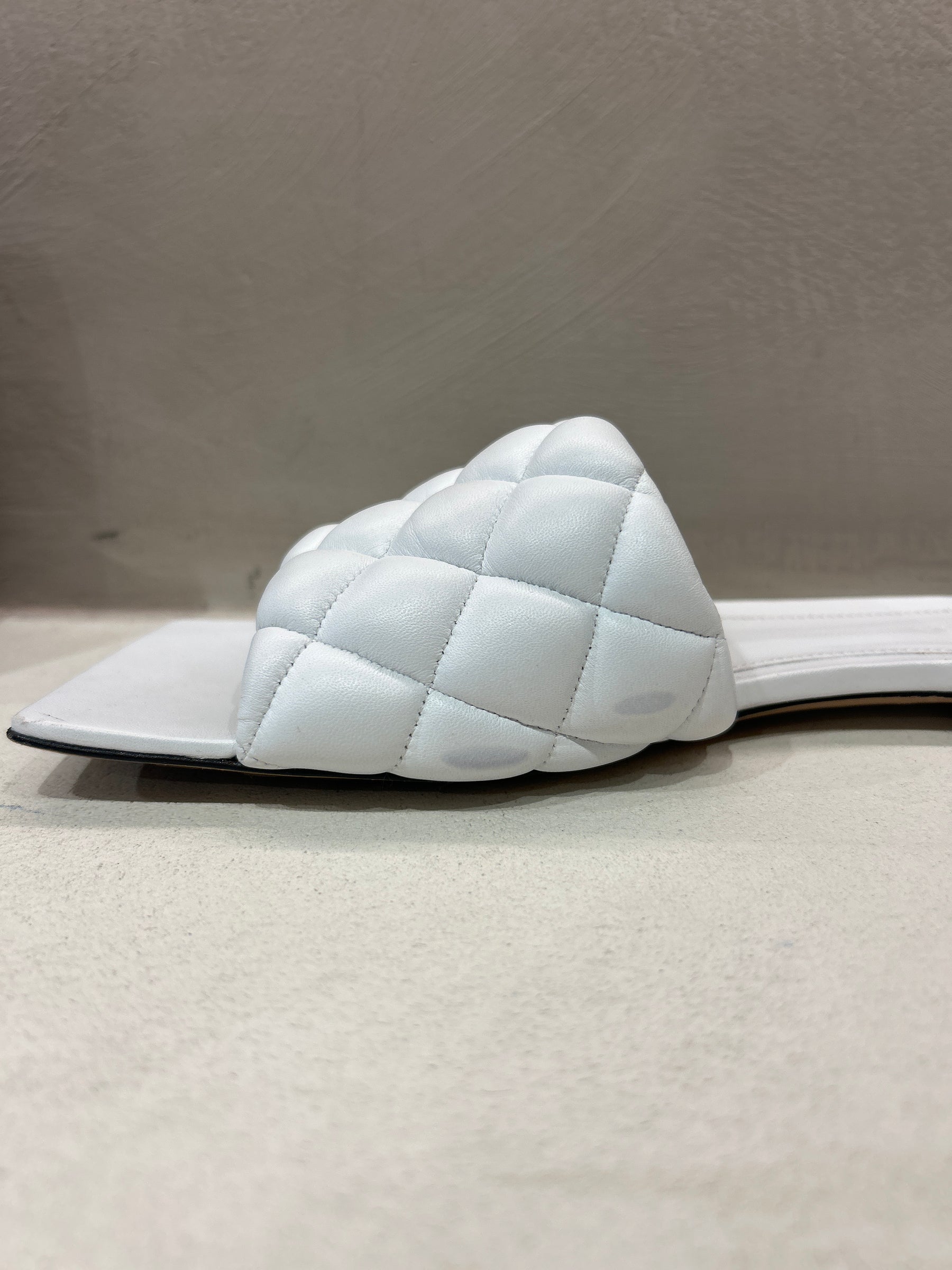 Bottega Veneta White Padded Lido Leather Slides, 39