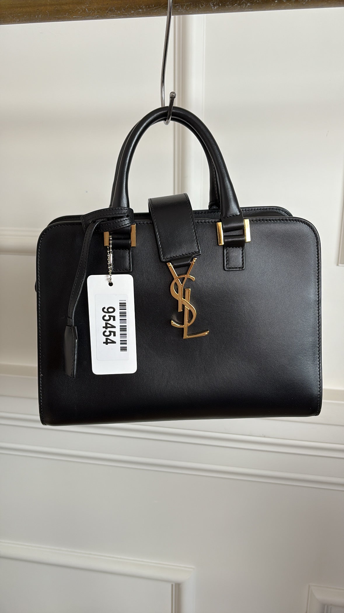 Saint Laurent Black Leather Baby Cabas Toe Bag
