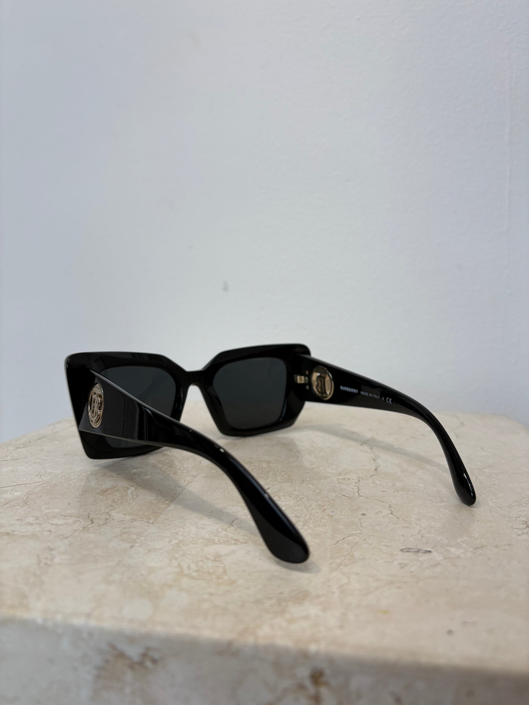 Burberry Black Oversized Square Logo Arm sunglasses