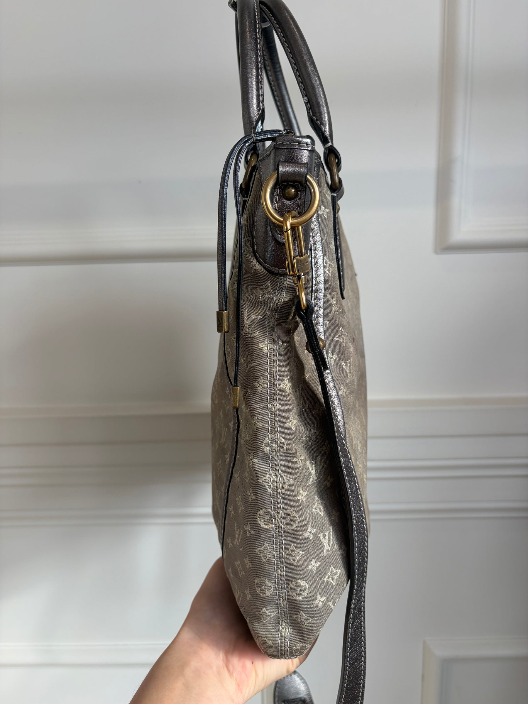 Louis Vuitton Grey and Silver Platine Monogram Mini Lin Bersace Bag